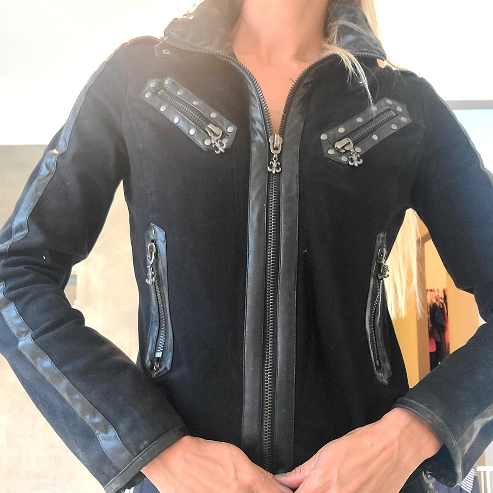 VINTAGE Bomber Jacket w/ SECRET HOOD